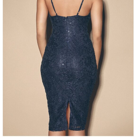 NWOT - Lulu's Navy Blue Sequin Lace Bodycon Midi Party / NYE / Holiday Dress XS - Picture 2 of 11